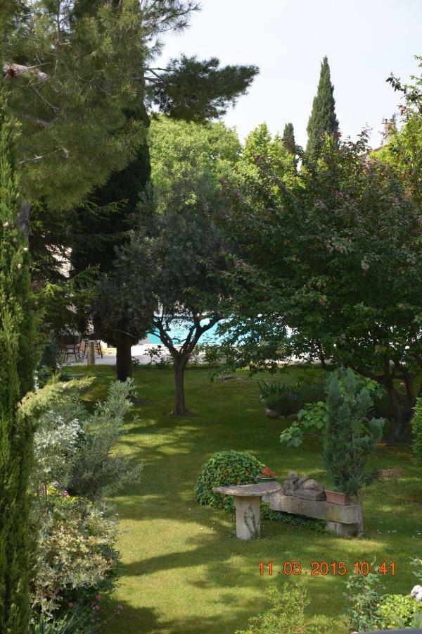 Апартаменты Mas Alpilles Soleil Сен-Реми-де-Прованс Экстерьер фото